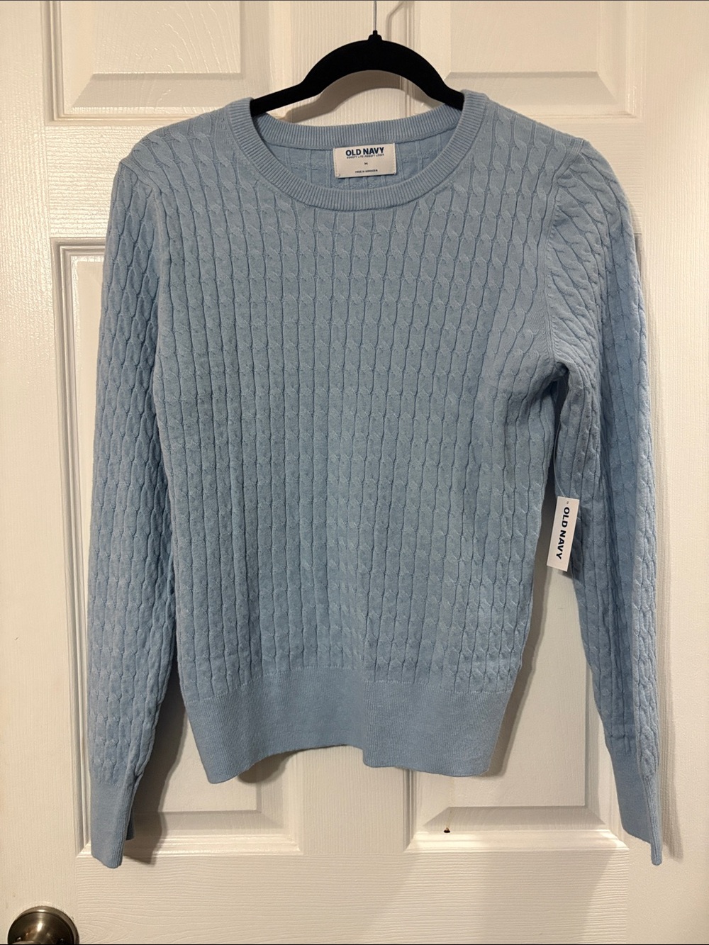 Old Navy Light Blue Cable-Knit Crew Sweater